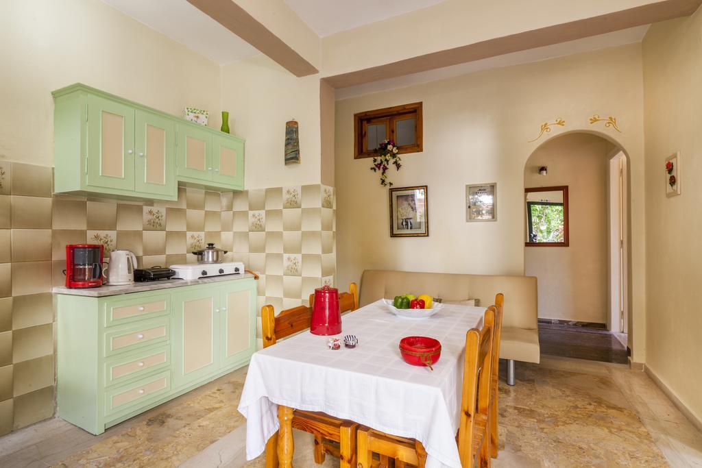 Ipsos Marias Apartments エクステリア 写真