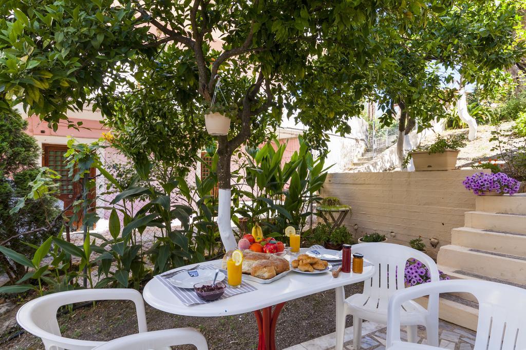 Ipsos Marias Apartments エクステリア 写真